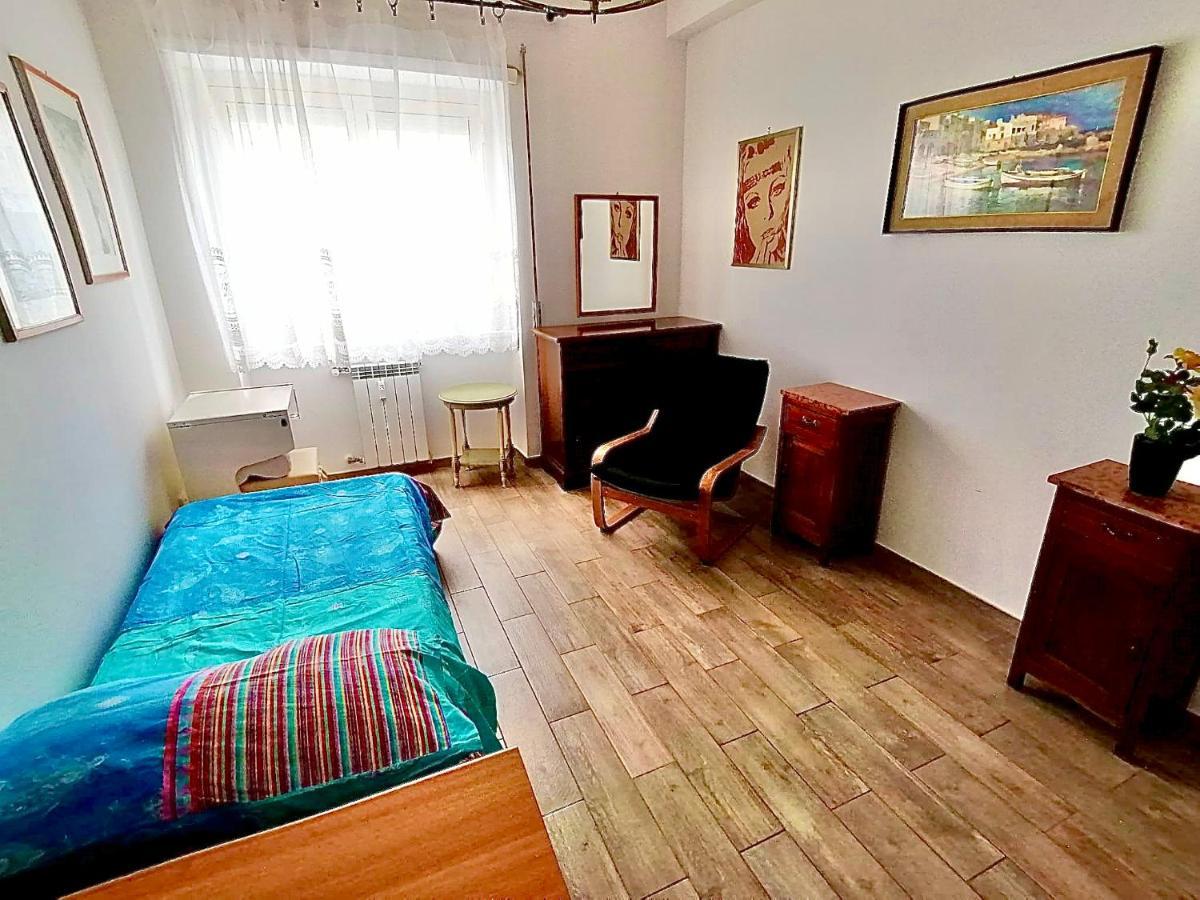 Appartamento Relax Zambrini Lido di Ostia Esterno foto